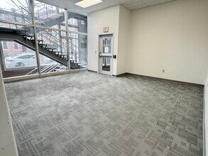 315 W James St, Lancaster, PA for lease Interior Photo- Image 2 of 20