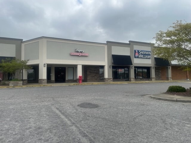 2511-2537 E Ash St, Goldsboro, NC for lease - Building Photo - Image 2 of 5