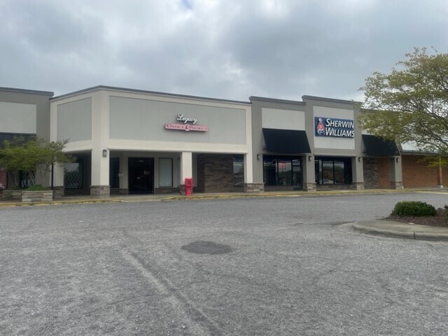 2511-2537 E Ash St, Goldsboro, NC à louer - Photo du bâtiment - Image 2 de 5