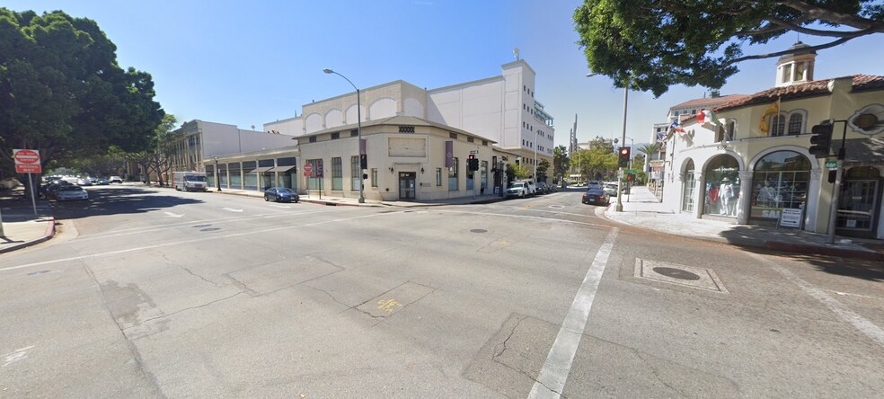 561 E Green St, Pasadena, CA à louer - Photo du bâtiment - Image 2 de 2