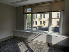 103 Palouse St, Wenatchee, WA for lease Interior Photo- Image 2 of 7