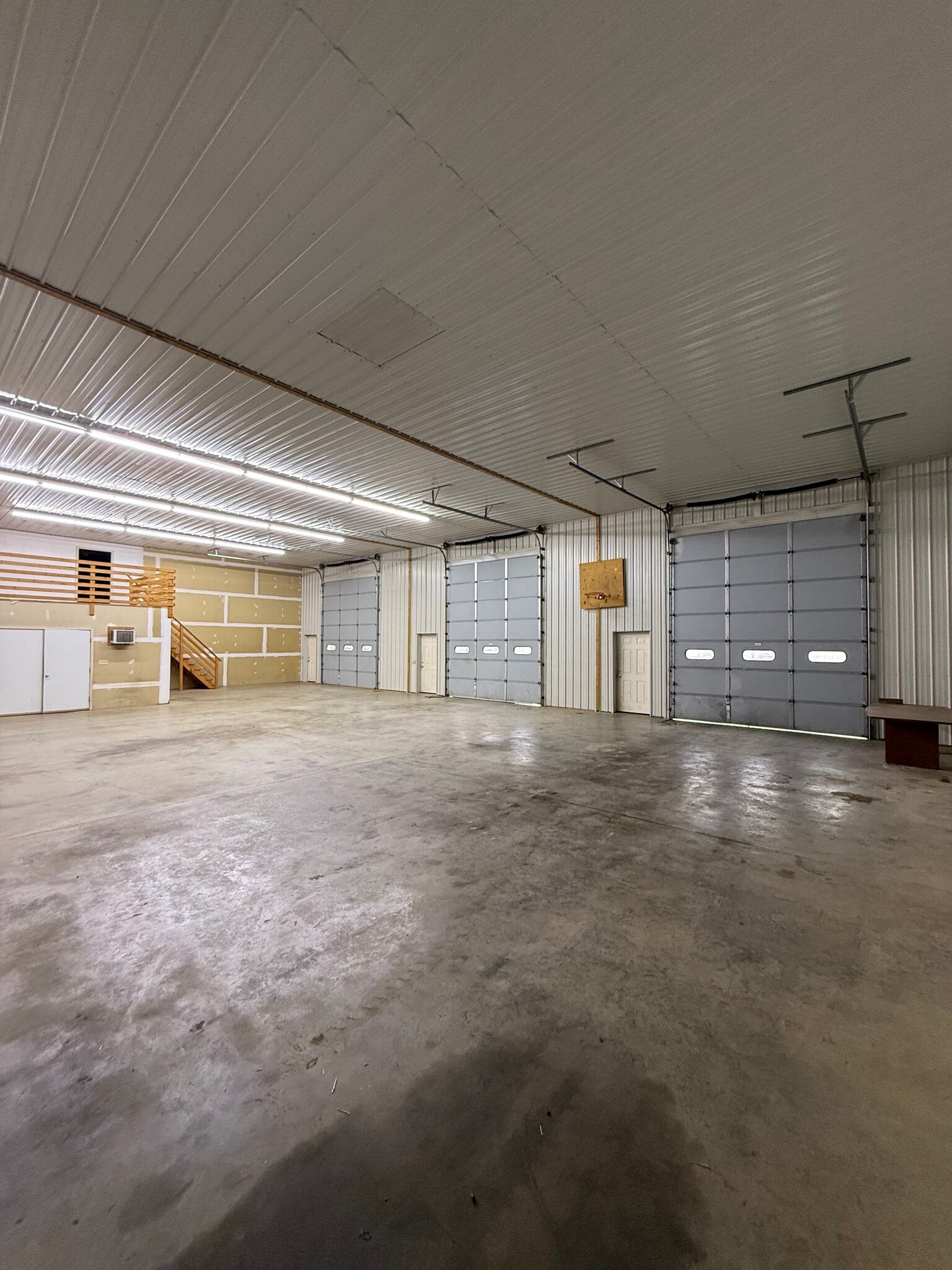 27 Industrial Dr, Ruckersville, VA à louer Photo du bâtiment- Image 1 de 3