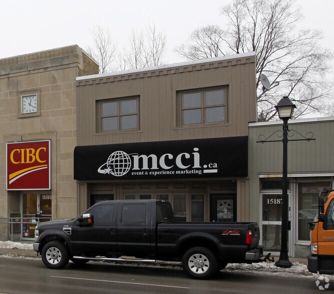 15191 Yonge St, Aurora, ON à vendre - Photo principale - Image 1 de 1