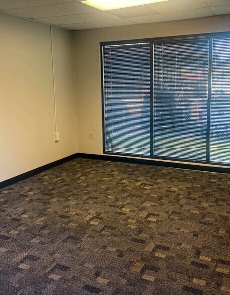 6435 Fain St, Charleston, SC à louer - Photo intérieure - Image 2 de 6