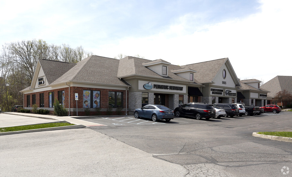 9885 E 116th St, Fishers, IN à louer - Photo principale - Image 1 de 3