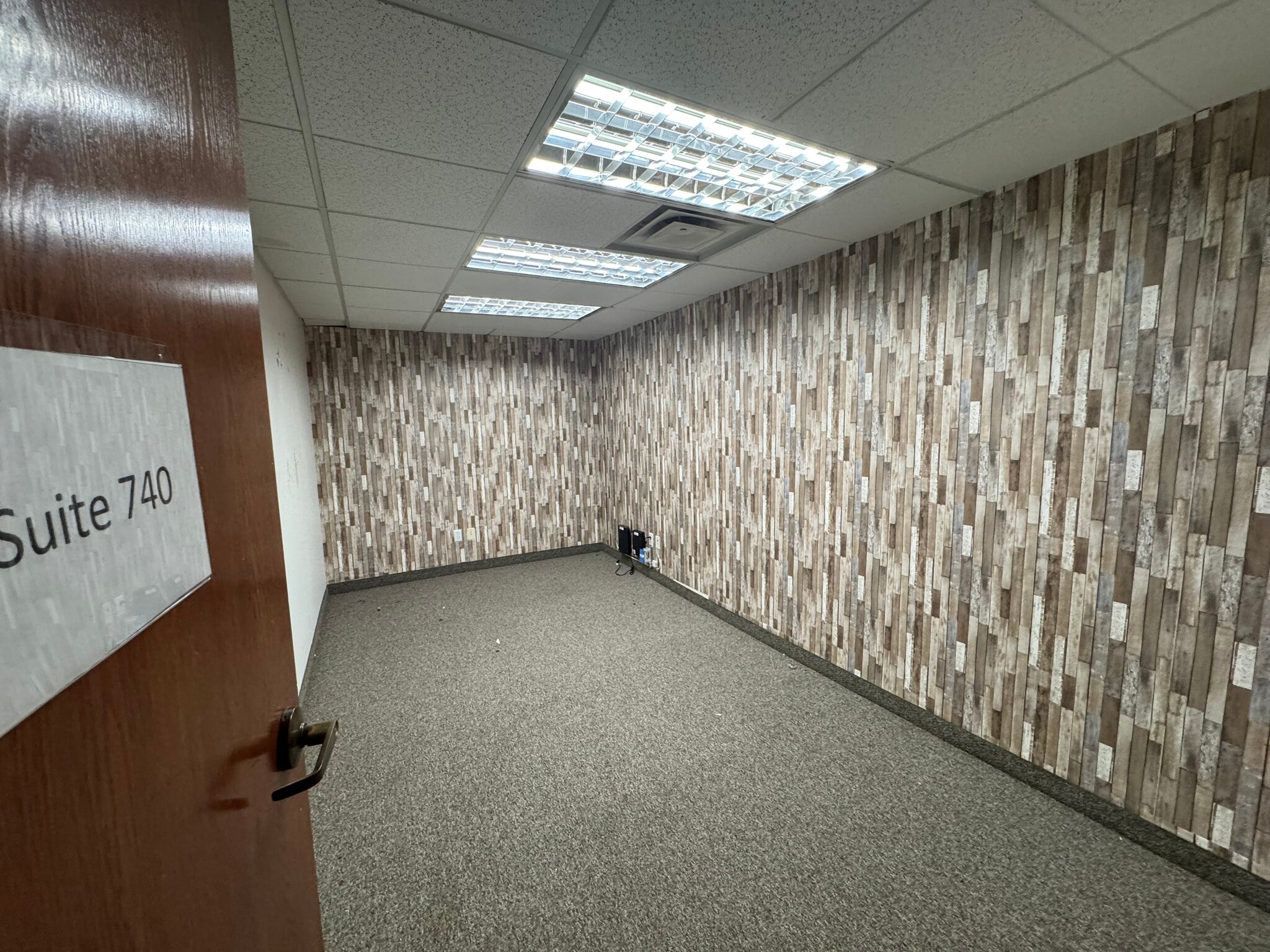 5757 W Century Blvd, Los Angeles, CA for lease Interior Photo- Image 1 of 3