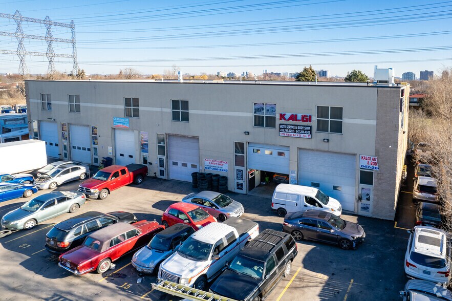 1770-1778 Albion Rd, Toronto, ON à vendre - Photo principale - Image 1 de 1