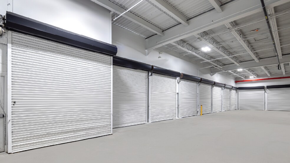 110 Beard St, Brooklyn, NY à louer - Photo intérieure - Image 1 de 9