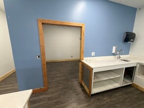 12085 SW Hall Blvd, Portland, OR for lease Interior Photo- Image 2 of 6