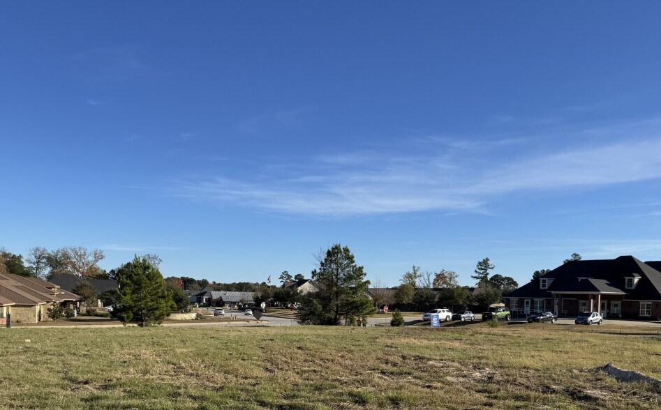 6595 Oak Hill Blvd, Tyler, TX for sale Primary Photo- Image 1 of 4
