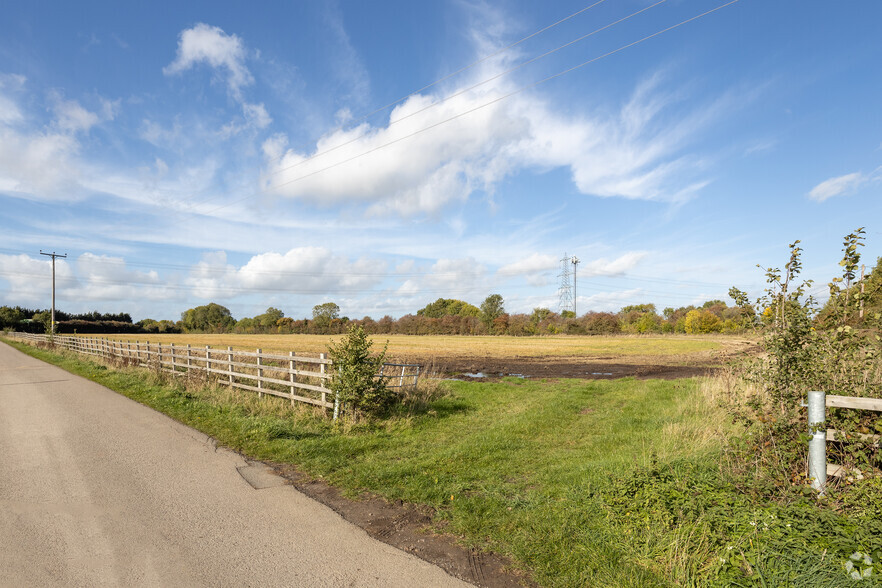 Huncote Rd, Stoney Stanton à louer - Photo du bâtiment - Image 2 de 3