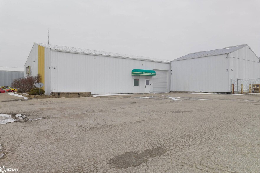 1130 Broadway St, West Burlington, IA à louer - Photo du bâtiment - Image 2 de 41