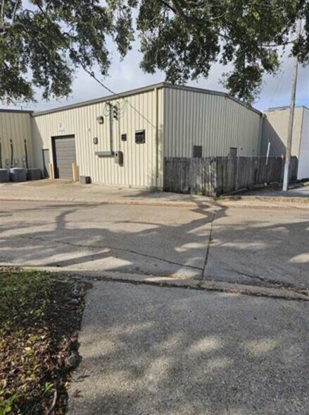4501 Zenith St, Metairie, LA à vendre - Photo du bâtiment - Image 3 de 33