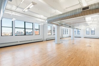 20 Jay St, Brooklyn, NY à louer Photo intérieure- Image 1 de 11