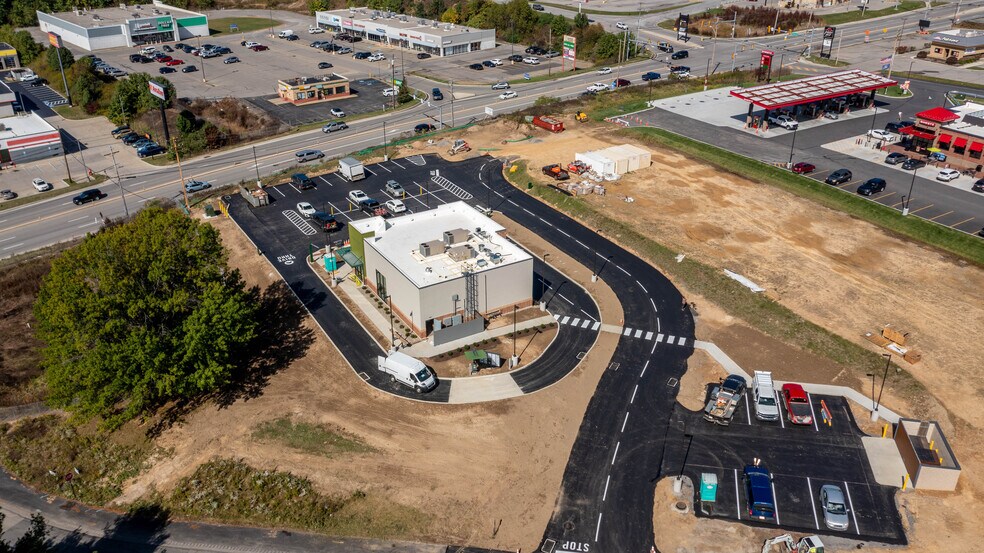 47 Holiday Inn Rd, Clarion, PA à vendre - Photo du bâtiment - Image 2 de 5