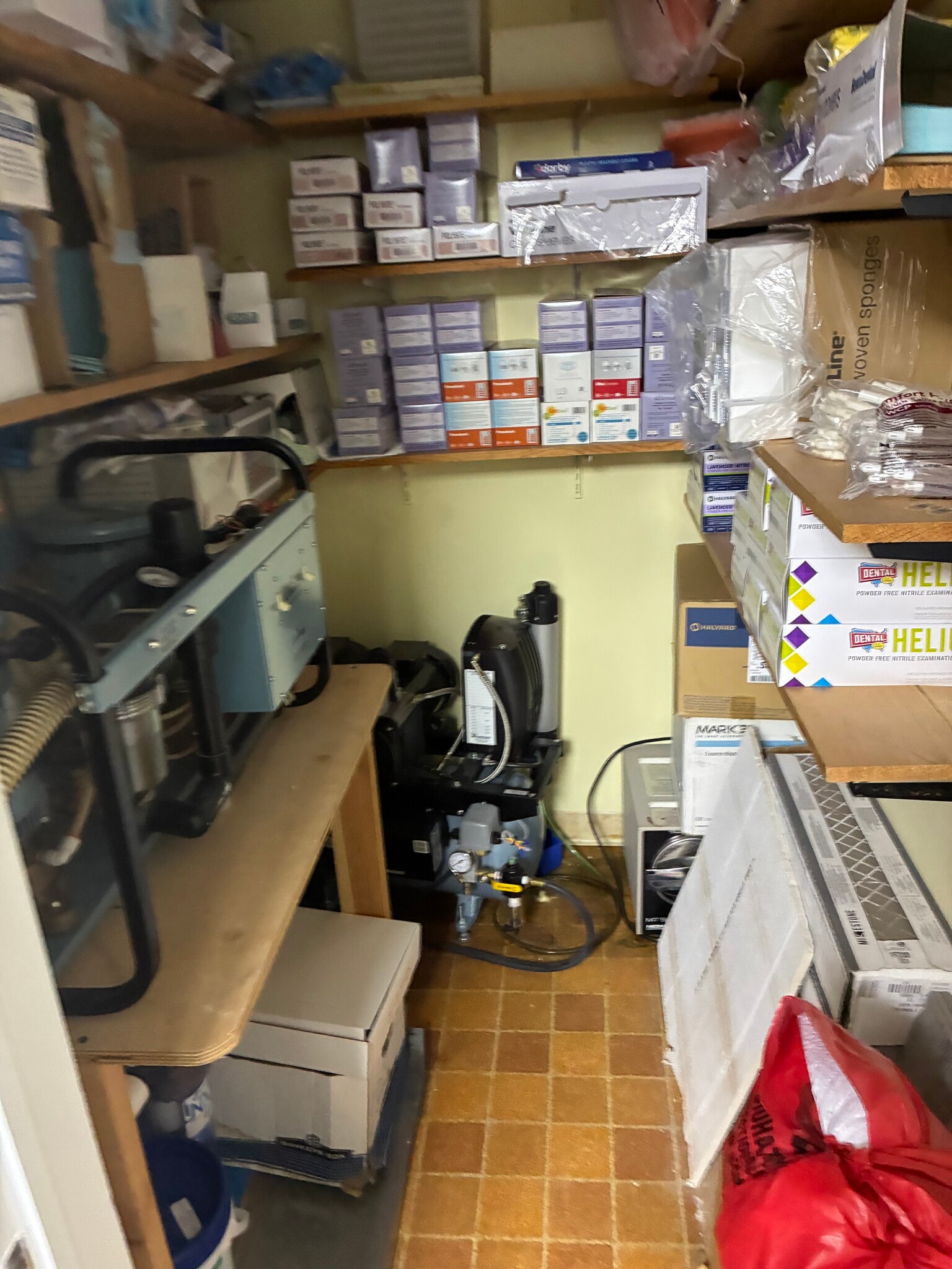 1599 NW 9th Ave, Boca Raton, FL for lease Interior Photo- Image 1 of 12