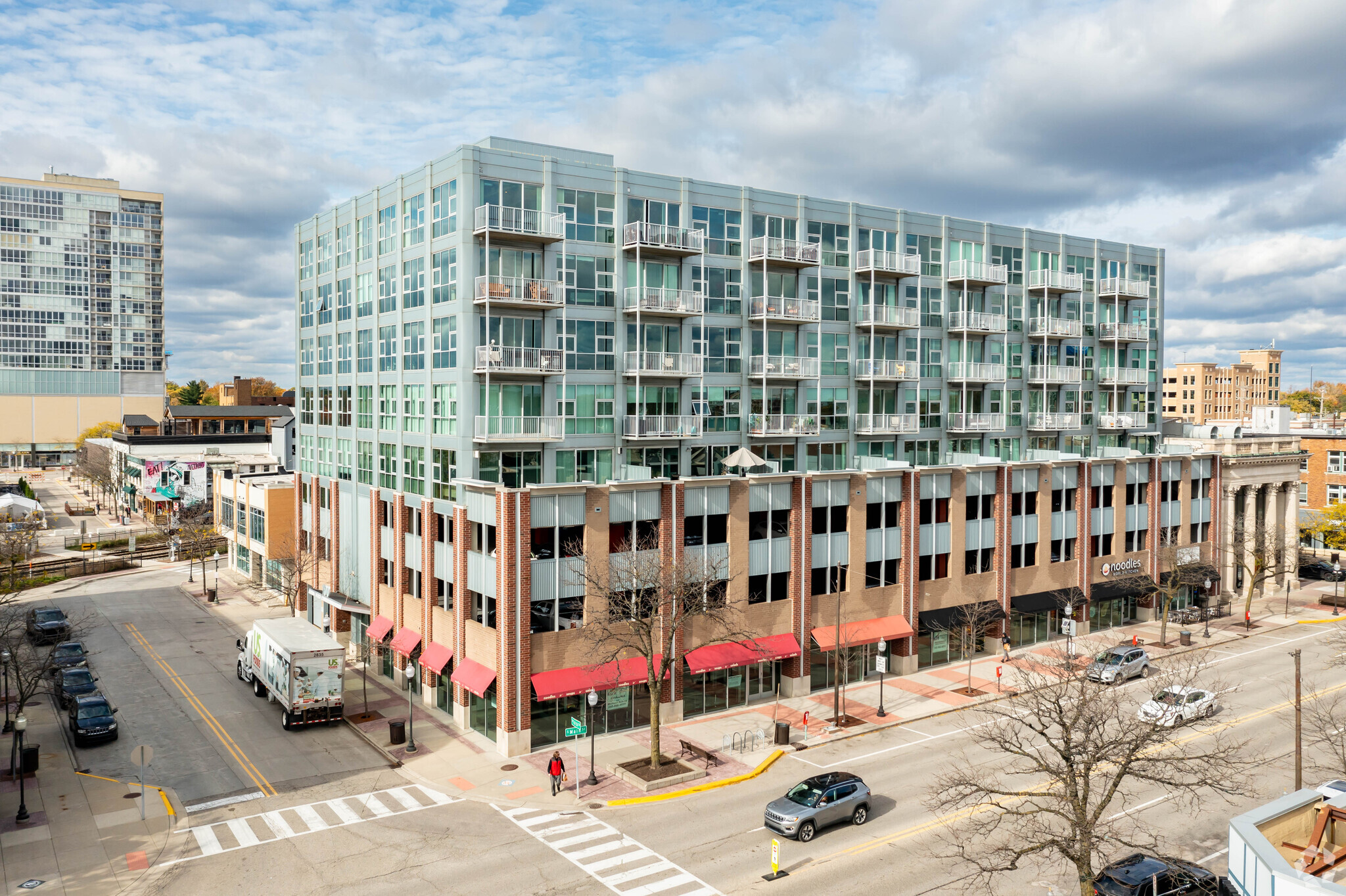 410-470 S Main St, Royal Oak, MI for sale Building Photo- Image 1 of 3