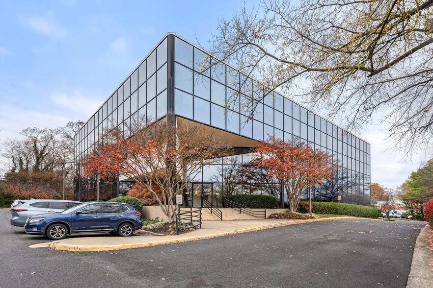 5350 Shawnee Rd, Alexandria, VA for sale - Building Photo - Image 3 of 4