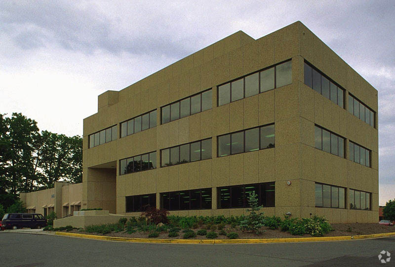 11501 Sunset Hills Rd, Reston, VA for lease - Building Photo - Image 3 of 7