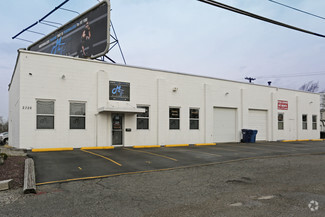 Plus de détails pour 2324-2326 E 44th St, Indianapolis, IN - Industriel à vendre