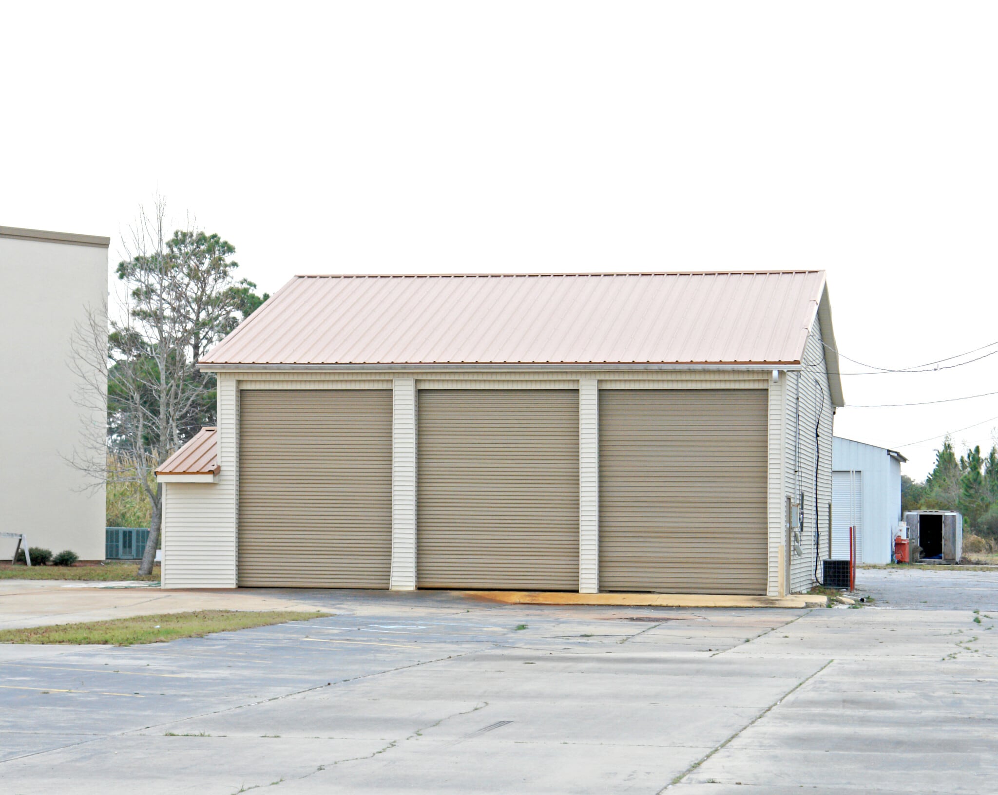6400 Pensacola Blvd, Pensacola, FL for lease Building Photo- Image 1 of 8