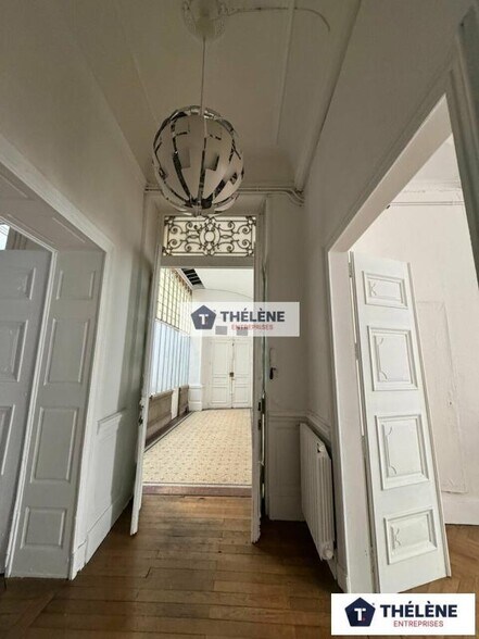 Office in Montpellier for lease - Interior Photo - Image 3 of 7