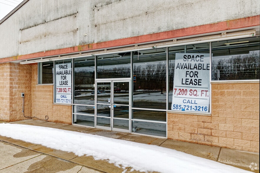 24 State Rt, Lyons, NY for lease - Building Photo - Image 1 of 5