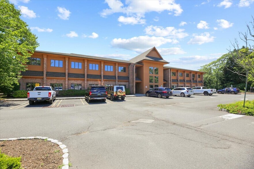 802 W Park Ave, Ocean, NJ for lease - Building Photo - Image 2 of 24