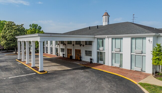 More details for 4004 Gardiner Point Dr, Louisville, KY - Multifamily for Sale