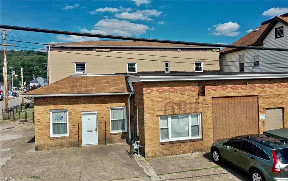 2116 Charles St, Wellsburg, WV à vendre - Photo du bâtiment - Image 3 de 19