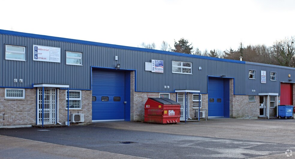 Eagle Clos, Eastleigh à louer - Photo du bâtiment - Image 3 de 3