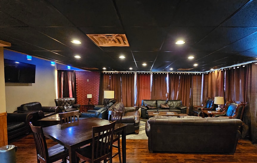530 S Nevada Ave, Colorado Springs, CO for lease - Interior Photo - Image 2 of 9