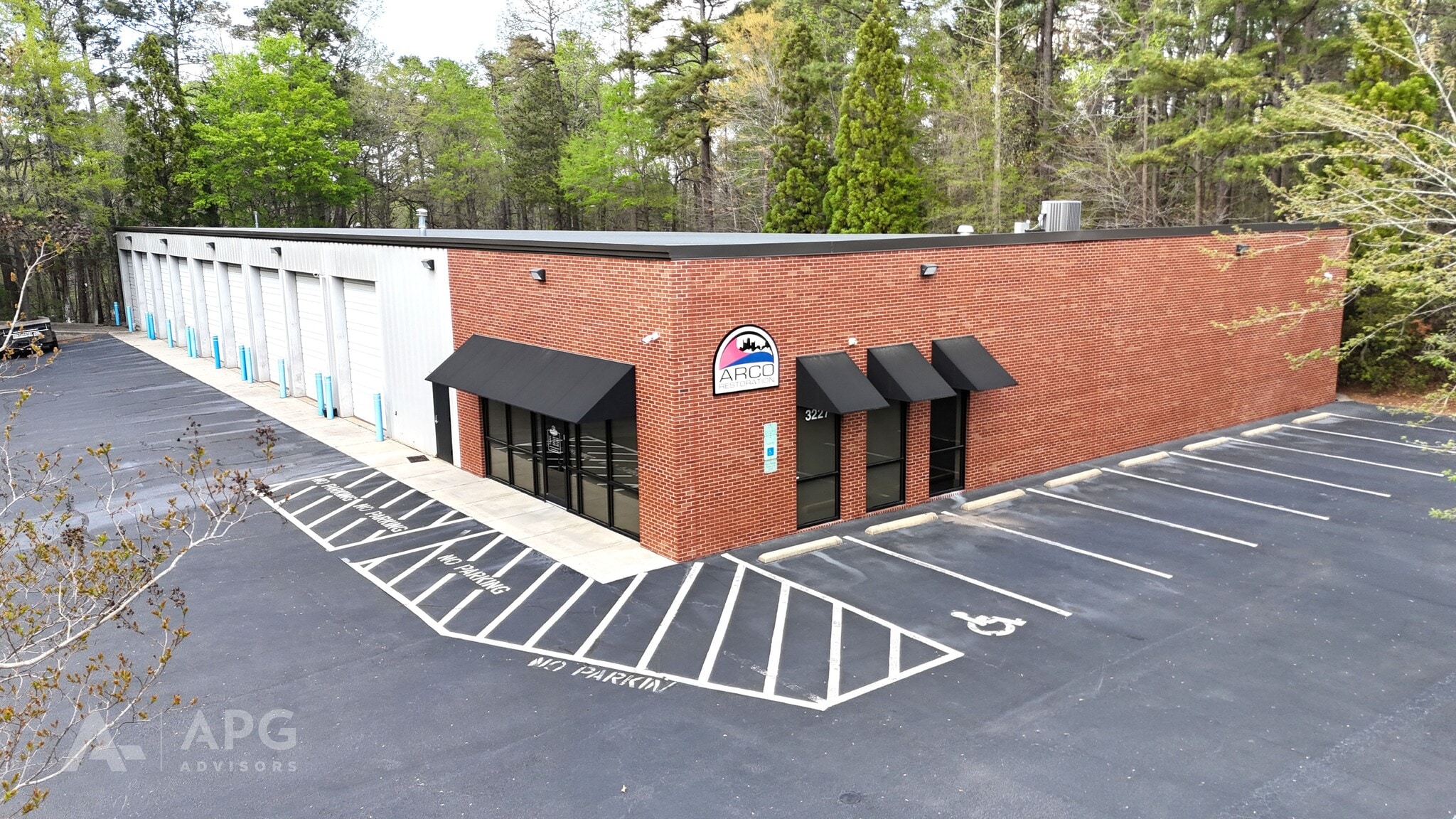 3227 Spottswood St, Raleigh, NC for lease Primary Photo- Image 1 of 10