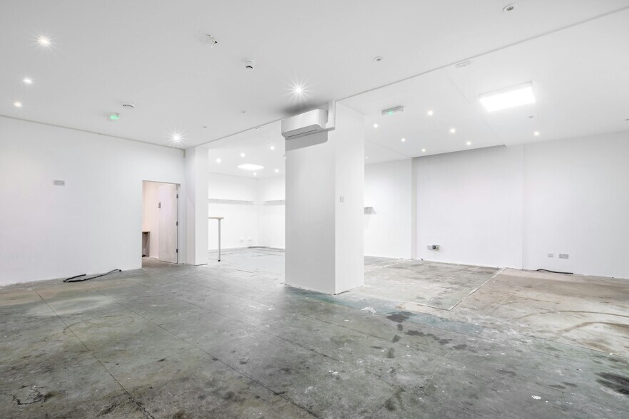 93 Kingsland Rd, London for lease - Interior Photo - Image 1 of 15