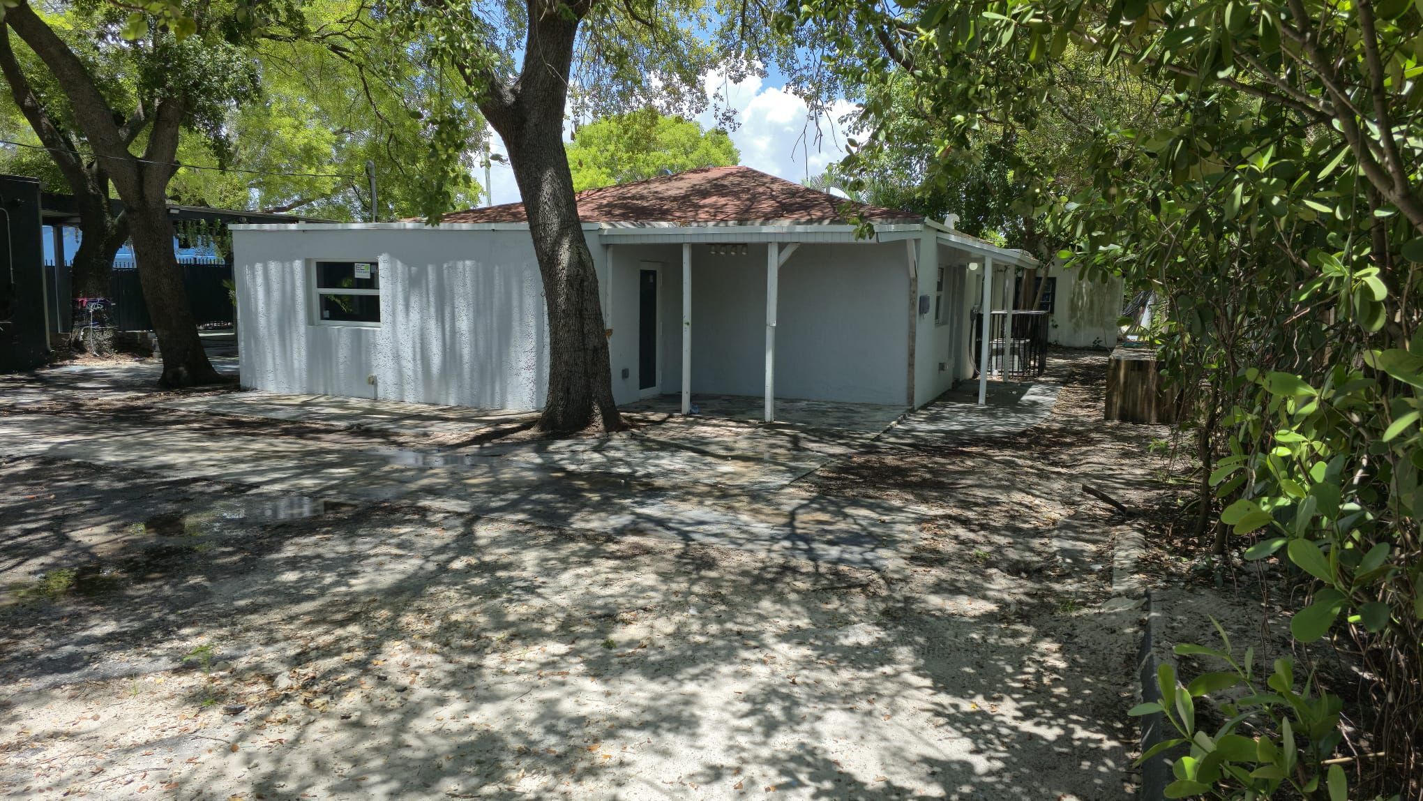 181 NW 44th St, Miami, FL for lease Building Photo- Image 1 of 9