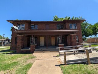 Plus de détails pour 101 N 7th St, Ponca City, OK - Multi-résidentiel à vendre