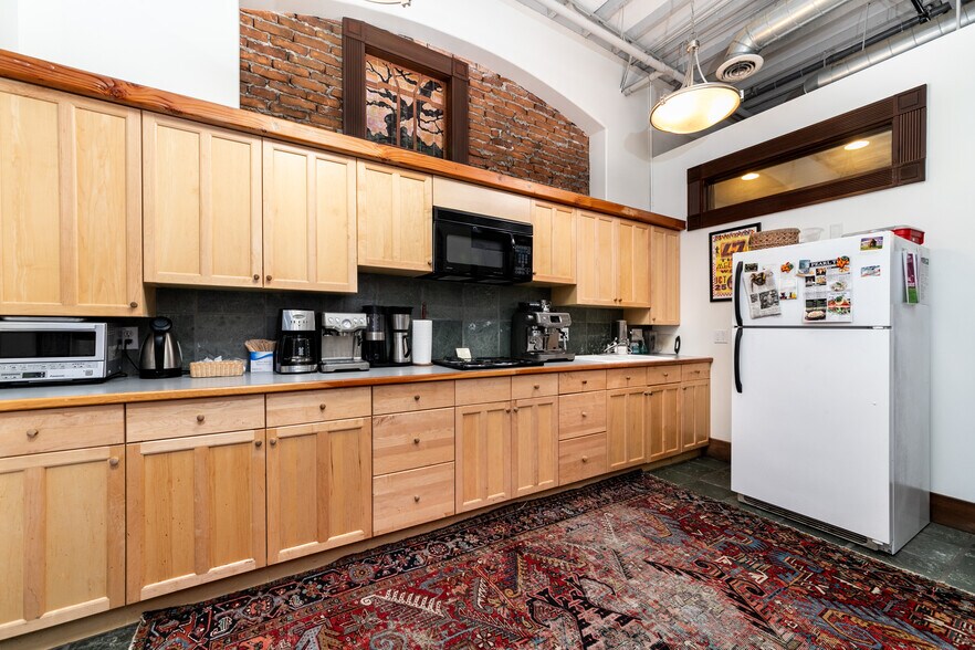 118-128 N Fair Oaks Ave, Pasadena, CA à vendre - Photo intérieure - Image 3 de 9