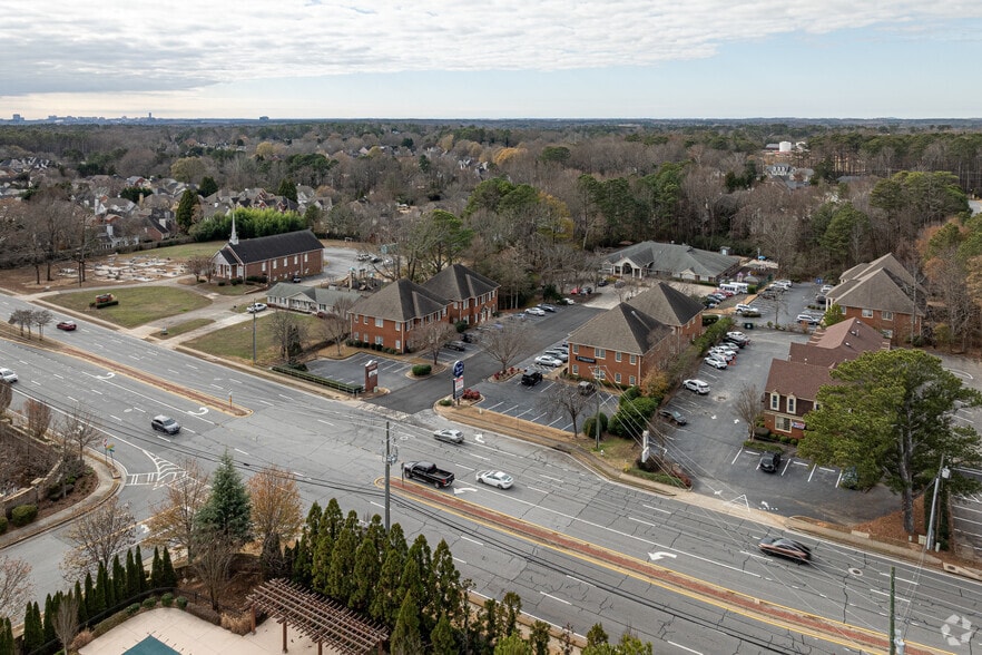 501 Johnson Ferry Rd, Marietta, GA à vendre - Aérien - Image 3 de 5