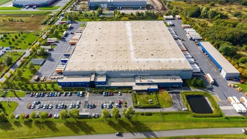 Industrial in Carvin for lease - Aerial - Image 3 of 5