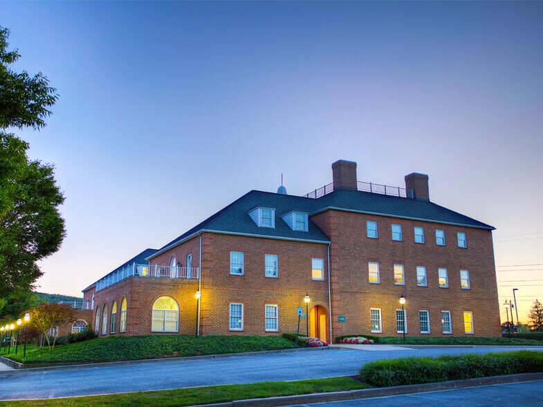 2328 W Joppa Rd, Lutherville, MD for lease - Building Photo - Image 2 of 5