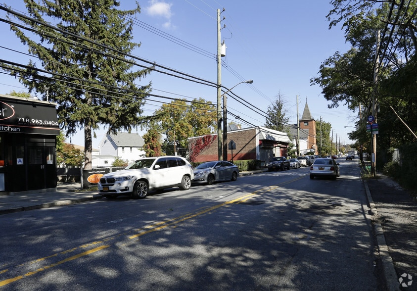 4089 Victory Blvd, Staten Island, NY for lease - Building Photo - Image 3 of 22