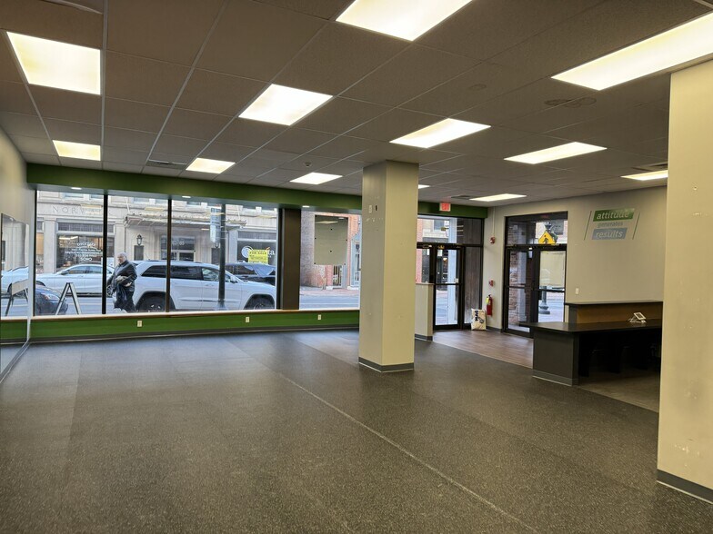 94 Washington St, Norwalk, CT à vendre - Photo du bâtiment - Image 2 de 15