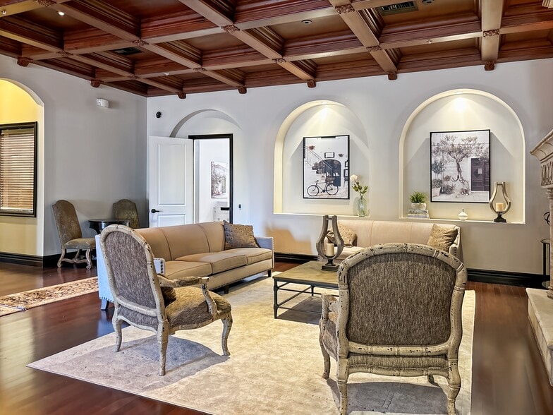 890 W Elliot Rd, Gilbert, AZ for lease - Interior Photo - Image 2 of 24