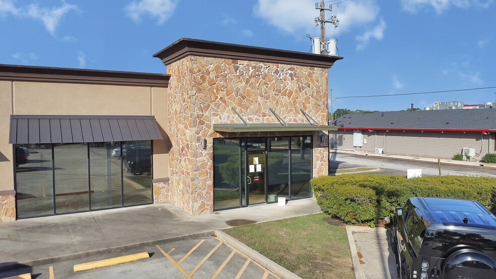 4001 Spencer Hwy, Pasadena, TX for lease - Building Photo - Image 2 of 10