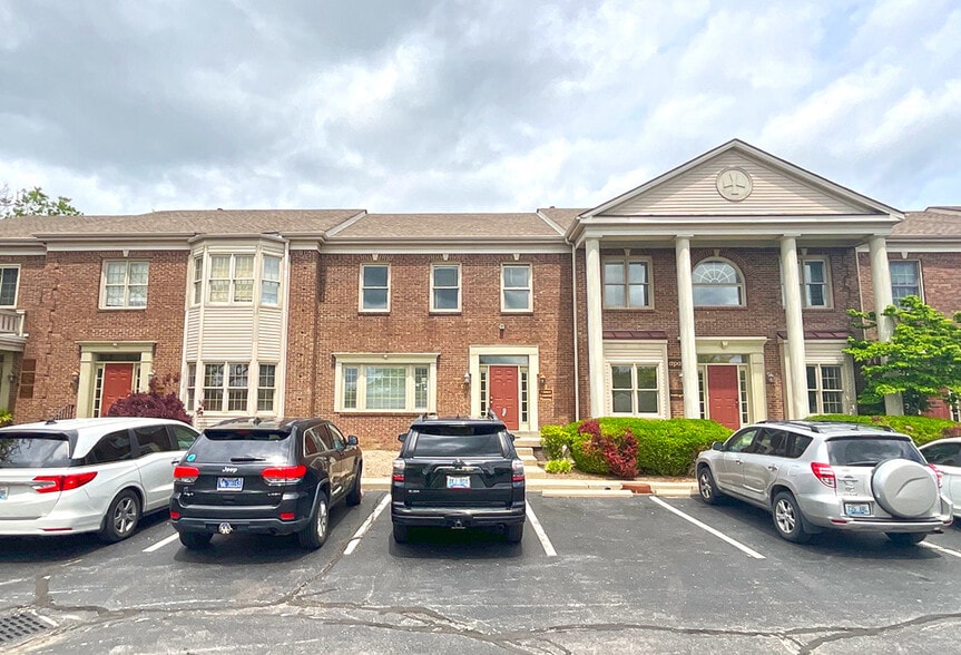 525 Darby Creek Rd, Lexington, KY for lease - Building Photo - Image 1 of 5