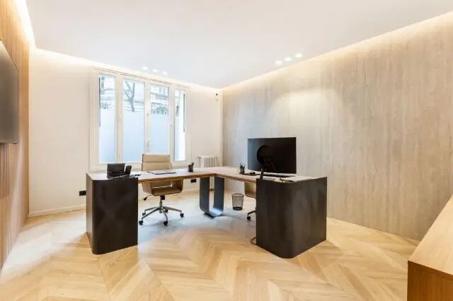 Bureau dans Paris à vendre - Photo du bâtiment - Image 2 de 14