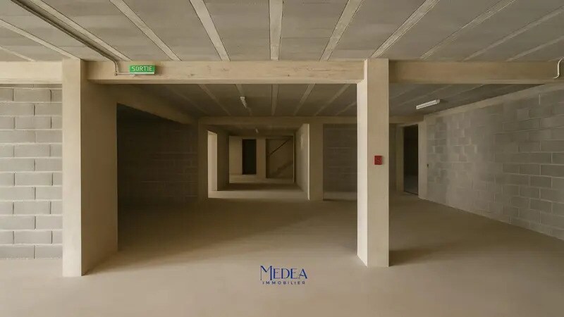 Flex in Ceyreste for sale Interior Photo- Image 1 of 7