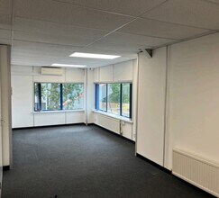 Bridge Rd, Welwyn Garden City for lease Interior Photo- Image 2 of 2