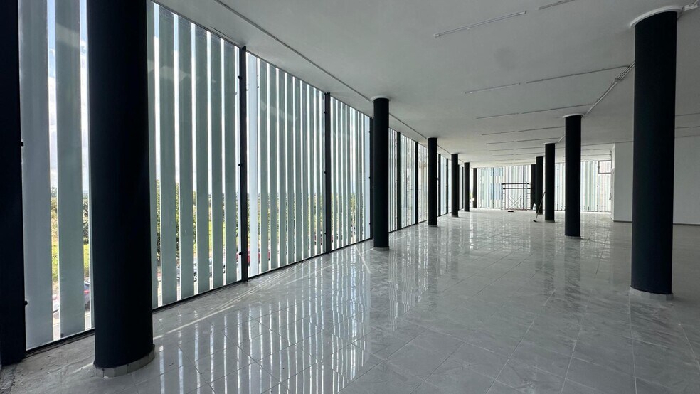 Corretgers, Algemesi, Algemesí De, 15, Algemesí, Valencia for lease - Building Photo - Image 2 of 48