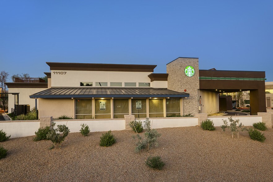 11107 N Scottsdale Rd, Scottsdale, AZ à louer - Photo principale - Image 3 de 9